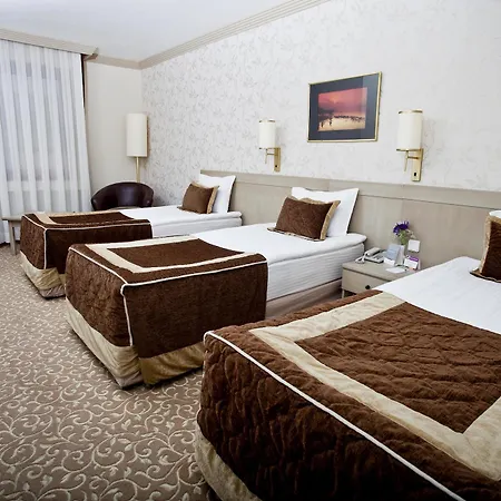 Sergah Hotel 4*